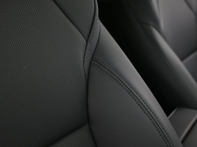 2026 Tesla Model Y - Photo 43