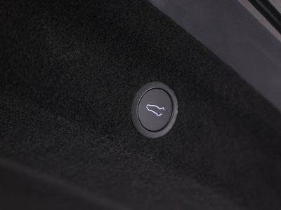 2026 Tesla Model Y - Photo 35