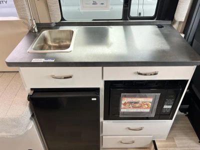 2026 Jayco SWIFT - Photo 11