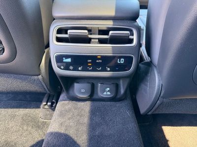 2026 Genesis GV70 - Photo 33