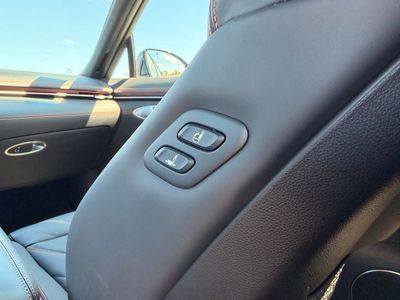2026 Genesis GV70 - Photo 32