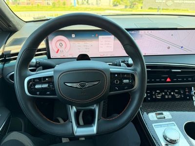 2026 Genesis GV70 - Photo 13