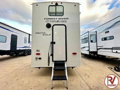 2026 Forest River RV Cherokee Arctic Wolf — detail view