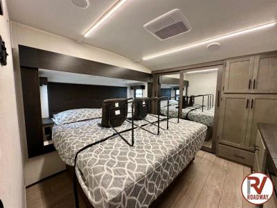 2026 Forest River RV Cherokee Arctic Wolf — photo 27 view