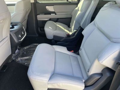 2026 Ford Expedition - Photo 12