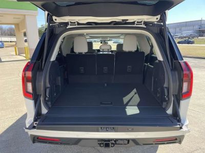 2026 Ford Expedition - Photo 10