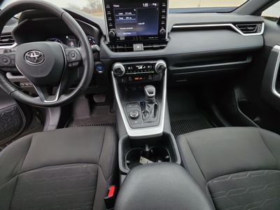 2022 Toyota RAV4 - Photo 13