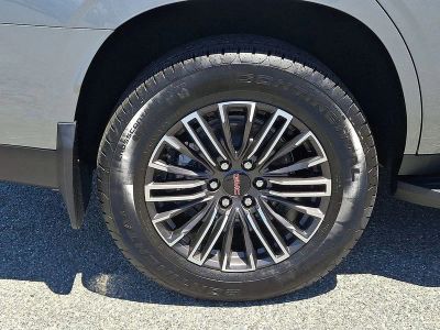 2026 GMC Yukon — detail view