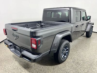 2026 Jeep Gladiator — detail view