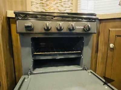 2017 Keystone RV Premier Ultra Lite - Photo 36