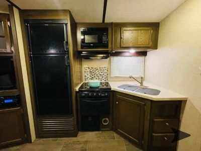 2017 Keystone RV Premier Ultra Lite - Photo 31