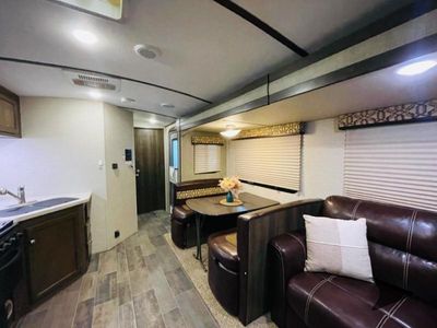 2017 Keystone RV Premier Ultra Lite - Photo 26