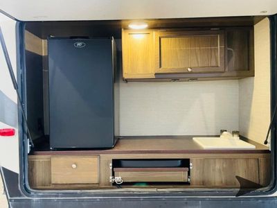 2017 Keystone RV Premier Ultra Lite - Photo 17