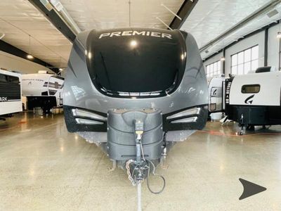 2017 Keystone RV Premier Ultra Lite - Photo 9