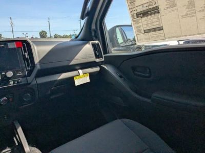2026 Nissan Frontier — photo 17 view