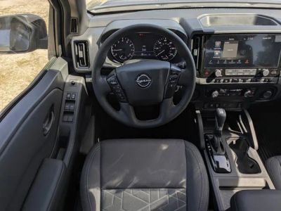 2026 Nissan Frontier — photo 16 view
