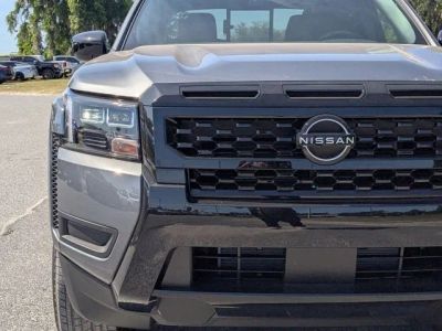 2026 Nissan Frontier — photo 10 view