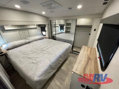2026 Coachmen RV Chaparral - Photo 28