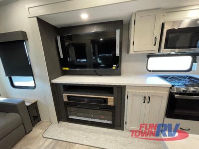 2026 Coachmen RV Chaparral - Photo 24