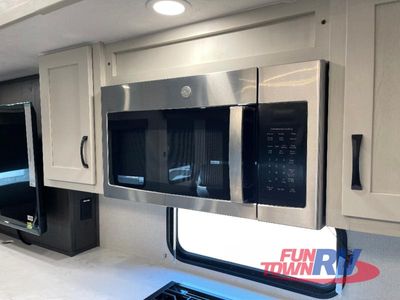 2026 Coachmen RV Chaparral - Photo 17