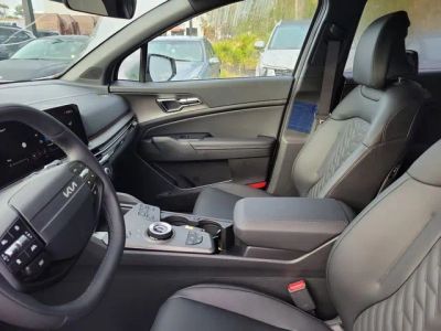 2026 Kia Sportage Plug-In Hybrid — photo 8 view