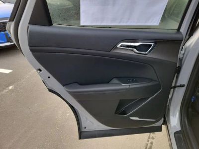 2026 Kia Sportage Plug-In Hybrid — photo 27 view