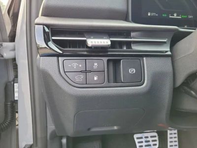 2026 Kia Sportage Plug-In Hybrid — photo 10 view