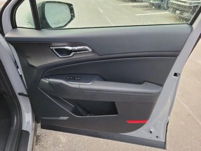 2026 Kia Sportage Plug-In Hybrid — photo 36 view
