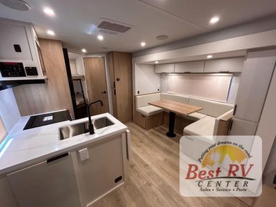 2026 Winnebago Thrive - Photo 15