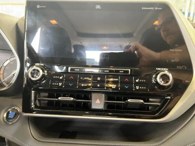 2022 Toyota Highlander - Photo 9