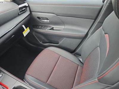 2026 Nissan Kicks - Photo 15