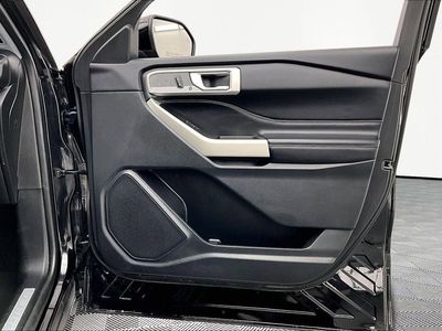 2022 Ford Explorer - Photo 22
