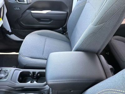 2026 Jeep Wrangler — photo 21 view