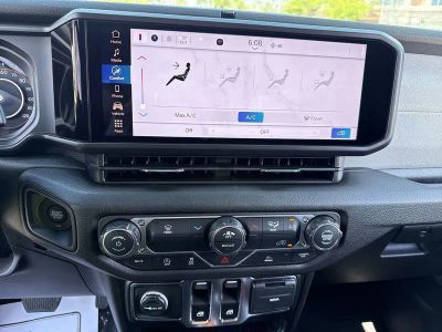 2026 Jeep Wrangler — photo 22 view