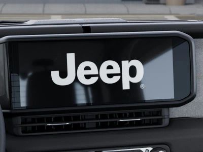 2026 Jeep Wrangler — photo 18 view