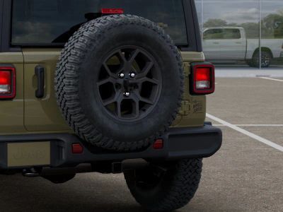 2026 Jeep Wrangler — photo 13 view