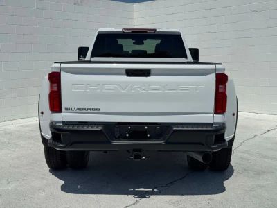 2026 Chevrolet Silverado 3500 HD - Photo 10