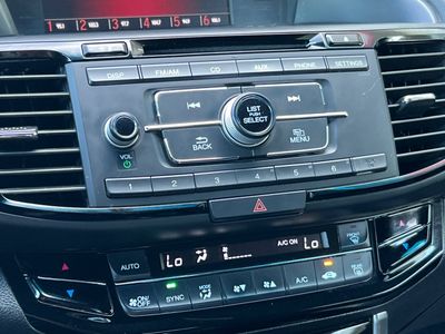 2016 Honda Accord - Photo 20