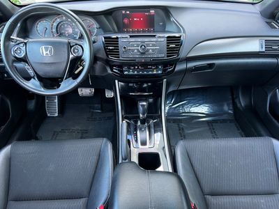 2016 Honda Accord - Photo 3