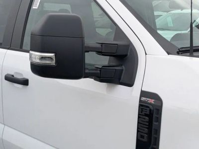 2026 Ford F-250SD — photo 9 view