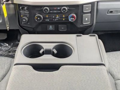 2026 Ford F-250SD — photo 16 view