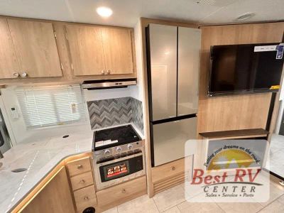 2026 Coachmen RV Leprechaun - Photo 33