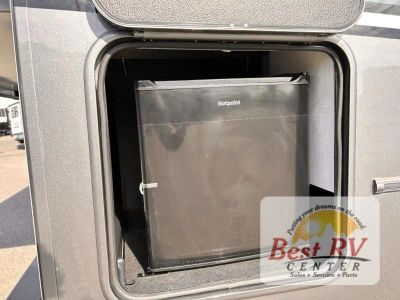2026 Coachmen RV Leprechaun - Photo 6