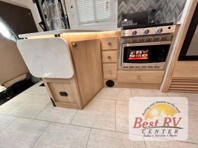 2026 Coachmen RV Leprechaun - Photo 32