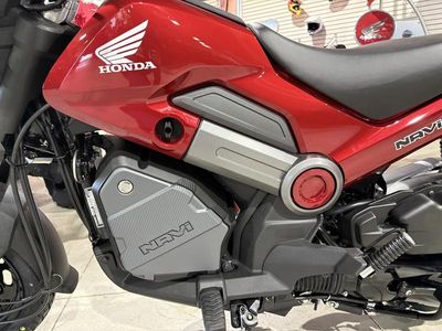 2025 Honda Navi Pearl Red - Photo 12