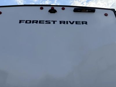 2025 Forest River Cherokee Arctic Wolf - Photo 21