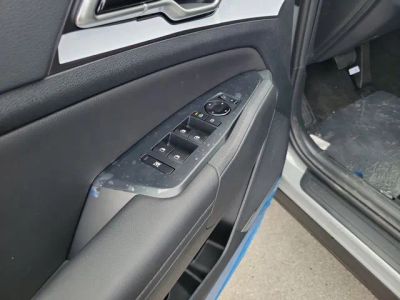 2026 Kia Sportage — engine compartment view
