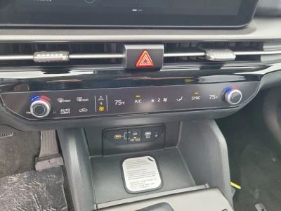 2026 Kia Sportage — photo 17 view