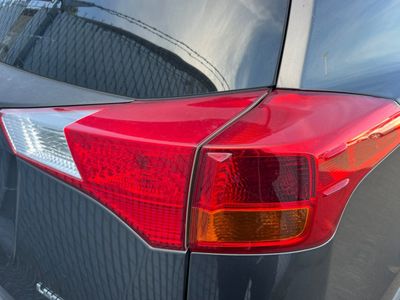 2013 Toyota RAV4 - Photo 14