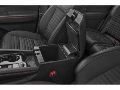 2026 Ford Explorer — photo 7 view
